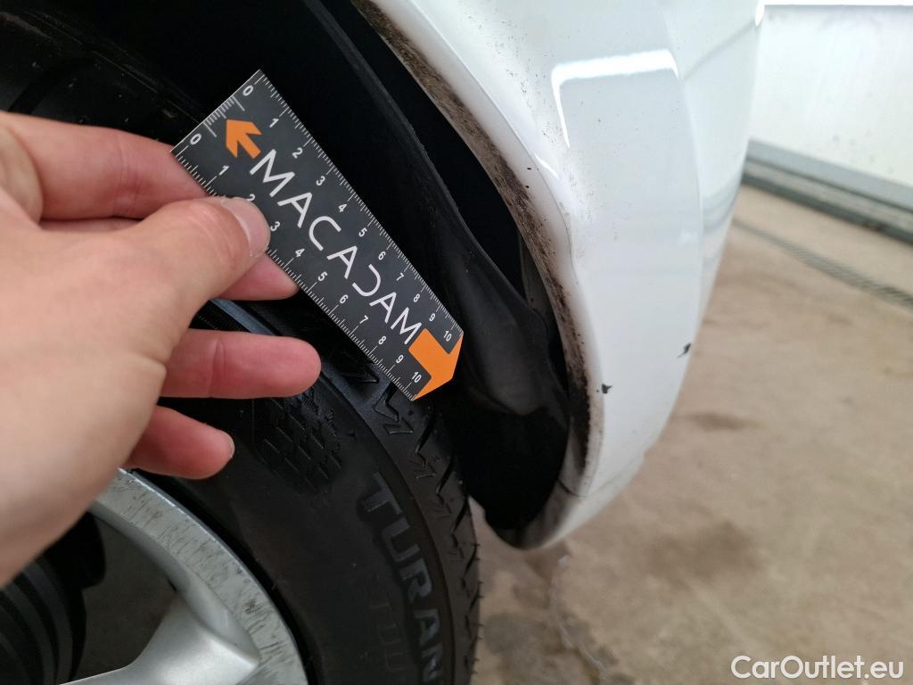  Renault  Clio  IV Business 0.9 TCe 90CV BVM5 E6 #63