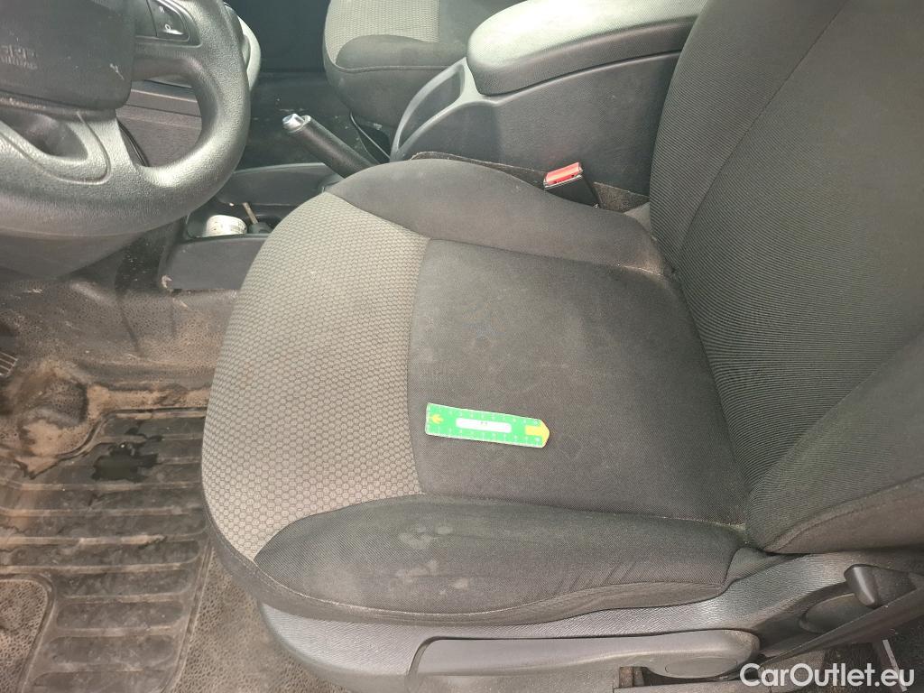  Renault  Kangoo  Express Extra (Série Spéciale) 1.5 dCi 75CV BVM5 E6 #1
