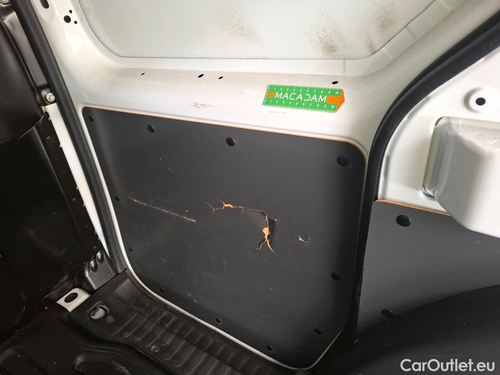  Renault  Kangoo  II Express Extra (Série Spéciale) 1.5 dCi 80CV BVM6 E6dT #32