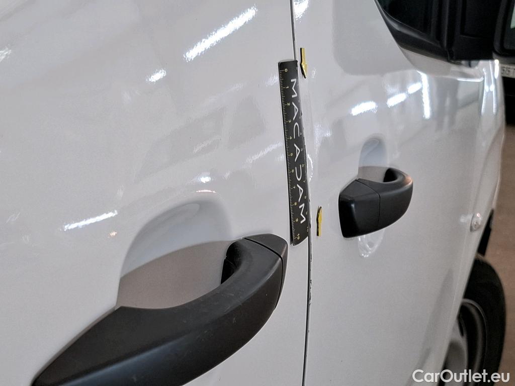  Toyota  Proace TOYOTA  City / 2019 / 5P / Fourgonnette 1.5 LONG 100 D-4D CAB APPROF BUSINESS #27