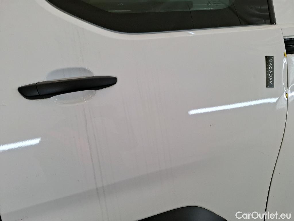  Toyota  Proace TOYOTA  City / 2019 / 5P / Fourgonnette 1.5 LONG 100 D-4D CAB APPROF BUSINESS #22