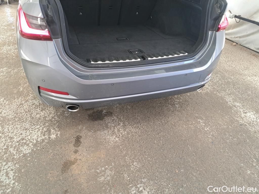  Bmw  Serie 3 BMW Série 3 Touring / 2022 / 5P / Break 316d 122ch Business Design BVA8 #9
