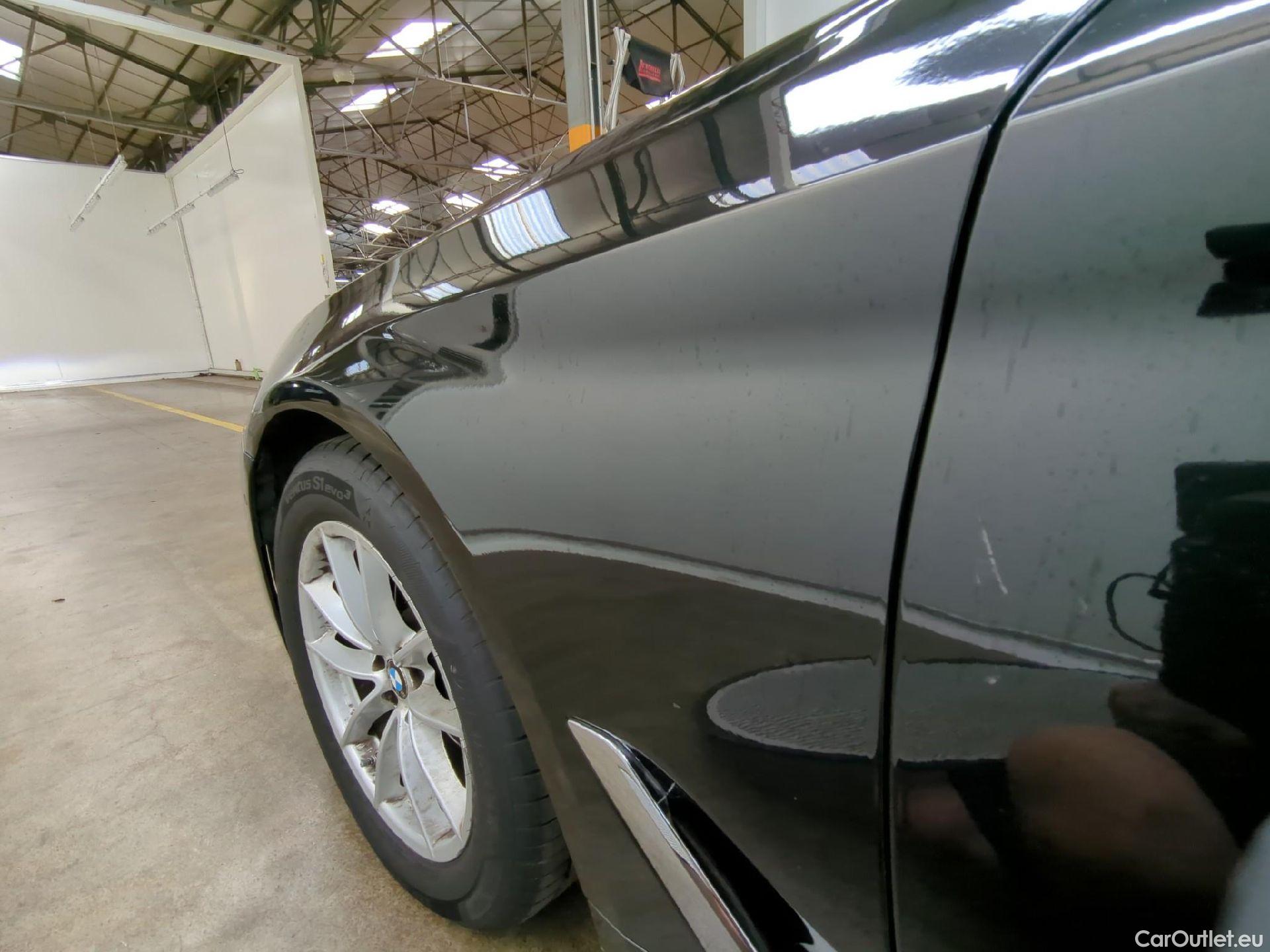  Bmw  Serie 5 BMW Série 5 4p Berline 520d 190ch Business BVA8 #24