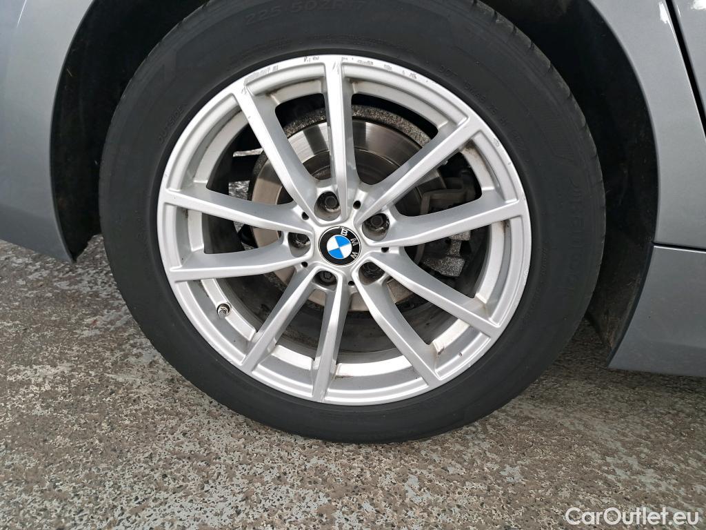  Bmw  Serie 3 BMW Série 3 Touring / 2022 / 5P / Break 316d 122ch Business Design BVA8 #30