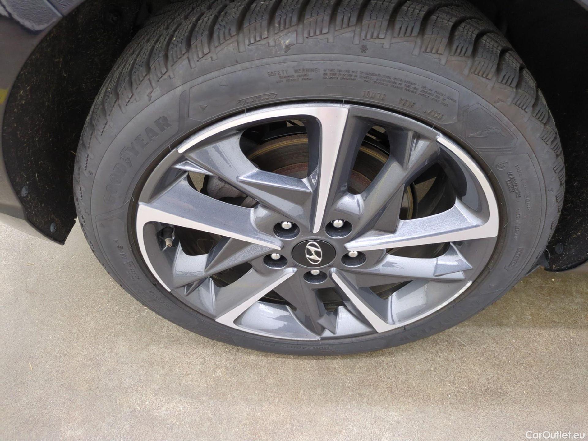  Hyundai  i30 HYUNDAI  / 2020 / 5P / Berline 1.0 T-GDI 120 MHEV I-MT CREATIVE #12