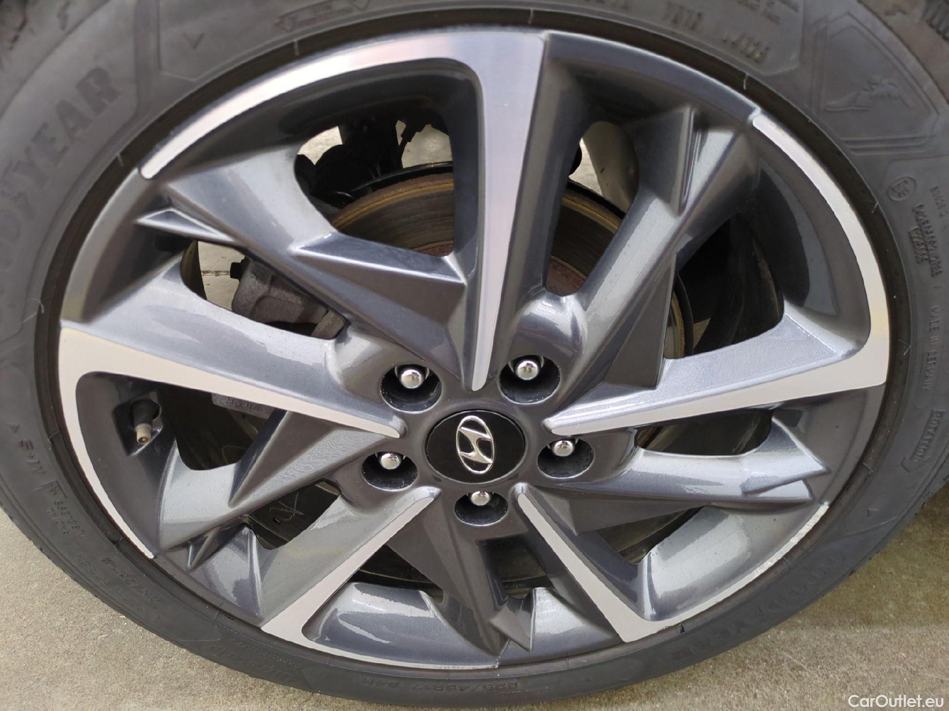  Hyundai  i30 HYUNDAI  / 2020 / 5P / Berline 1.0 T-GDI 120 MHEV I-MT CREATIVE #15