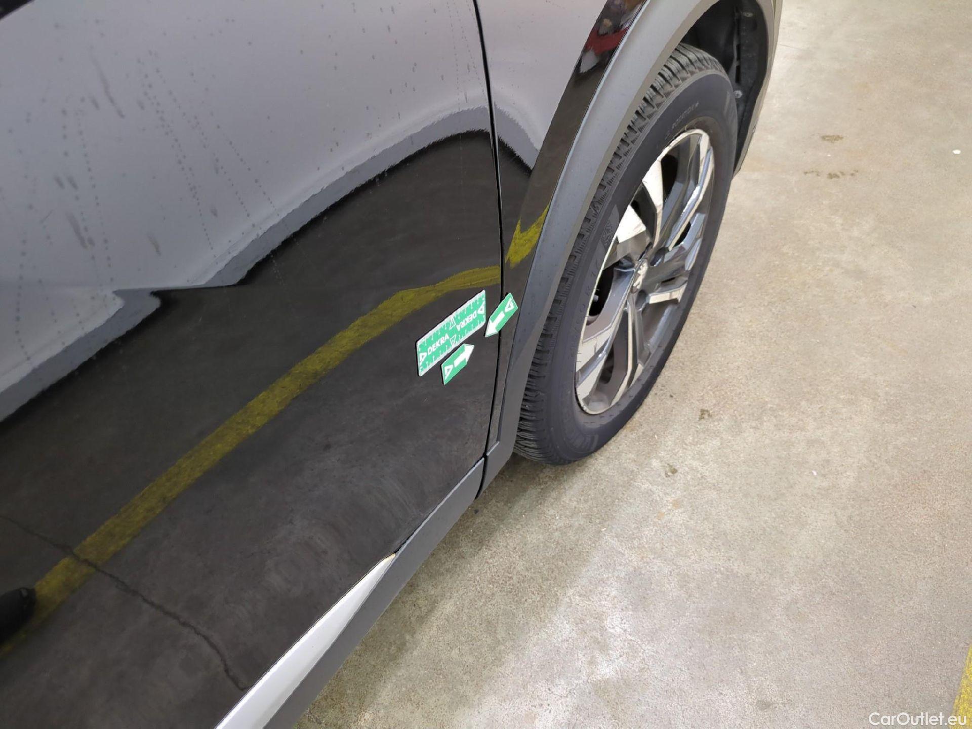  Peugeot  2008  Allure Business 1.2 PureTech 130CV BVA8 E6d #56