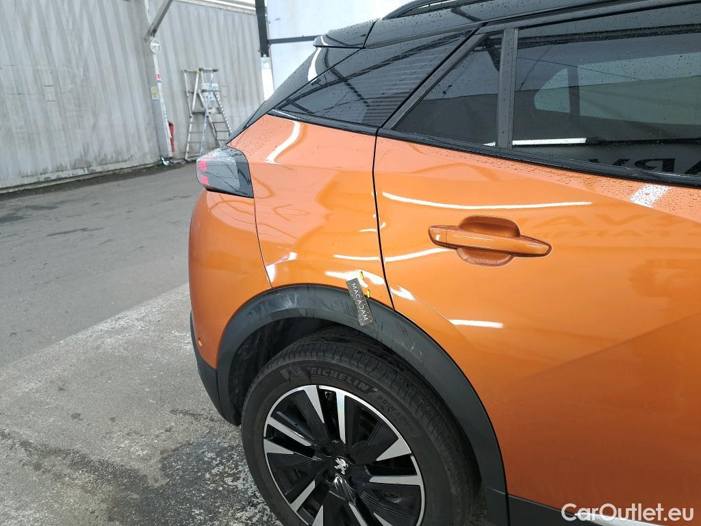 Peugeot  2008 PEUGEOT  / 2019 / 5P / Crossover BLUEHDI 130 S&S EAT8 GT PACK #1