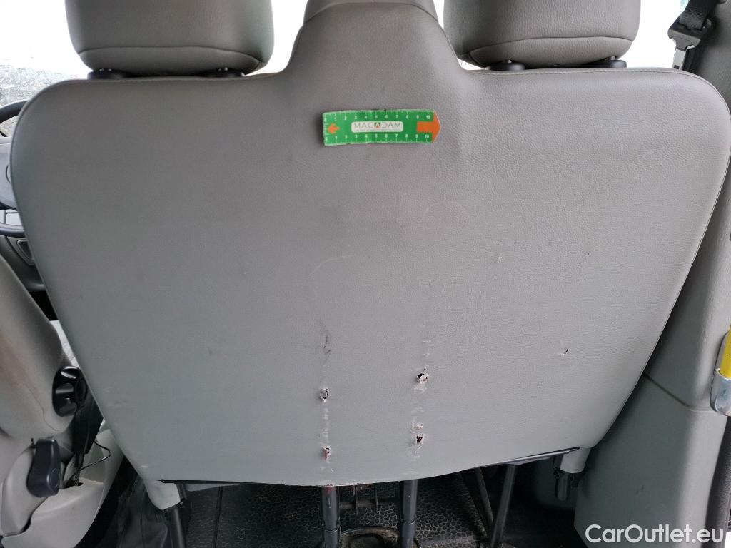  Nissan  Primastar NISSAN  4p Combi L2H1 2900KG 2.0 DCI 115 Acenta #48