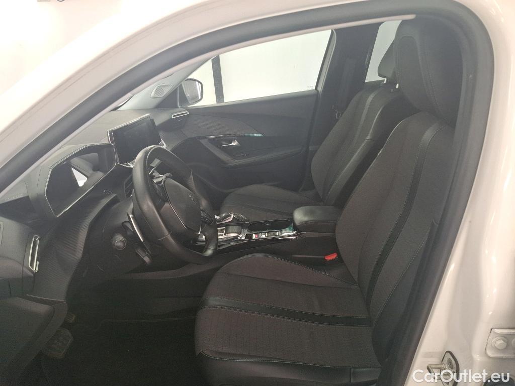  Peugeot  2008  Allure Pack 1.5 HDi 130CV BVA8 E6d #15