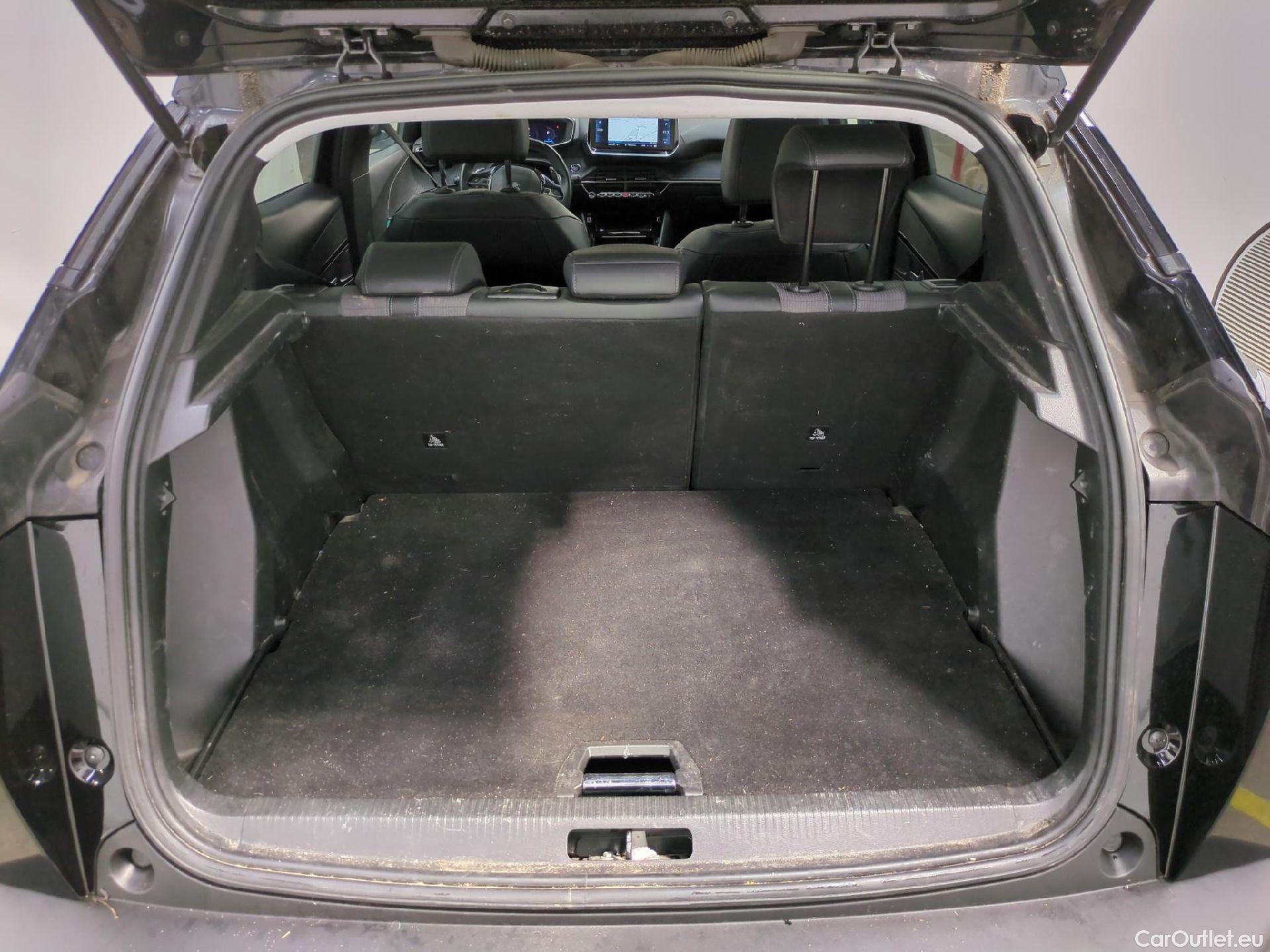  Peugeot  2008  Allure Business 1.2 PureTech 130CV BVA8 E6d #23