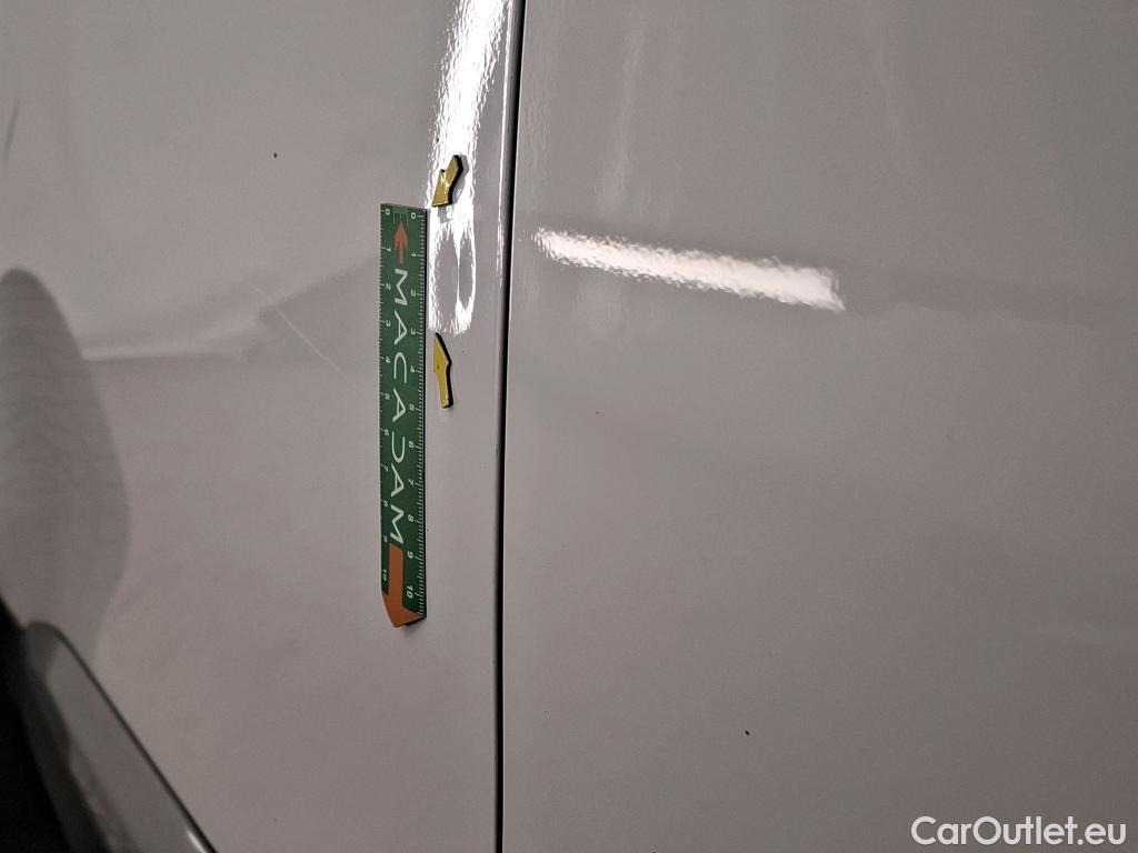  Peugeot  2008  Allure Pack 1.5 HDi 130CV BVA8 E6d #8