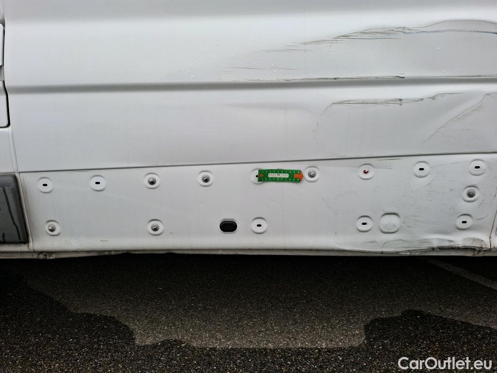  Nissan  Primastar NISSAN  4p Combi L2H1 2900KG 2.0 DCI 115 Acenta #64