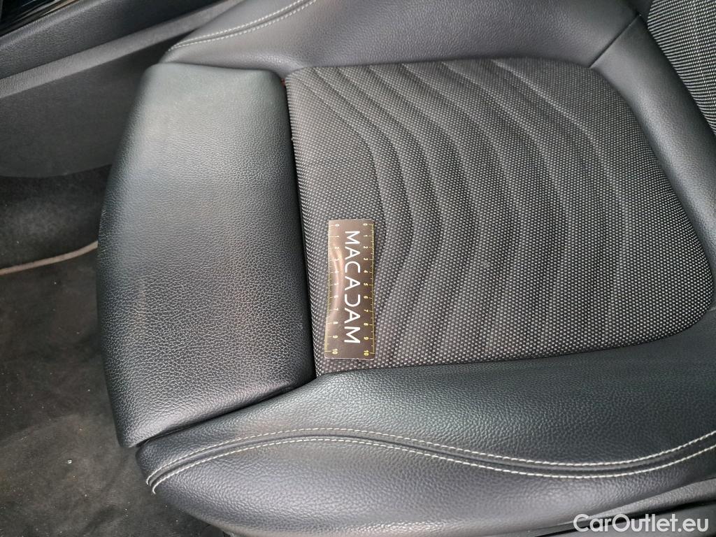  Mercedes  A-Klasse MERCEDES-BENZ Classe A Compact / 2018 / 5P / Berline A 200 d Business Line 8G-DCT #7
