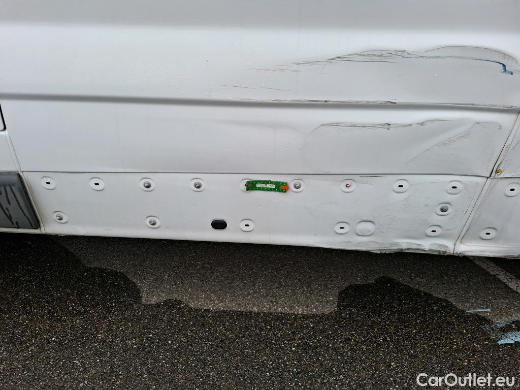  Nissan  Primastar NISSAN  4p Combi L2H1 2900KG 2.0 DCI 115 Acenta #63