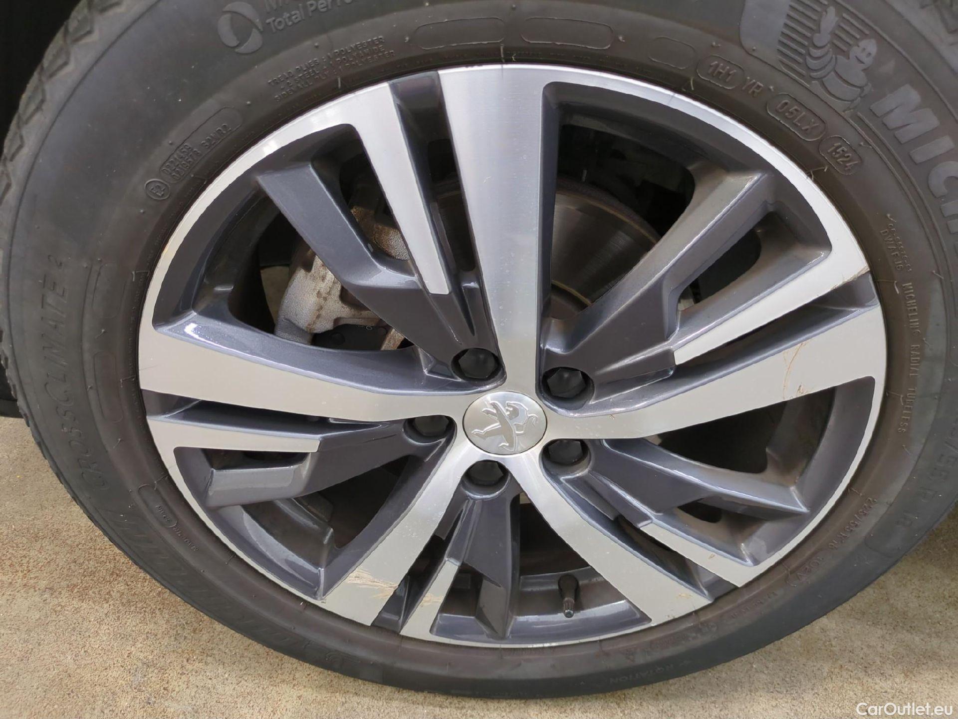  Peugeot  3008  II Road Trip 1.2 PureTech 130CV BVA8 E6d #16