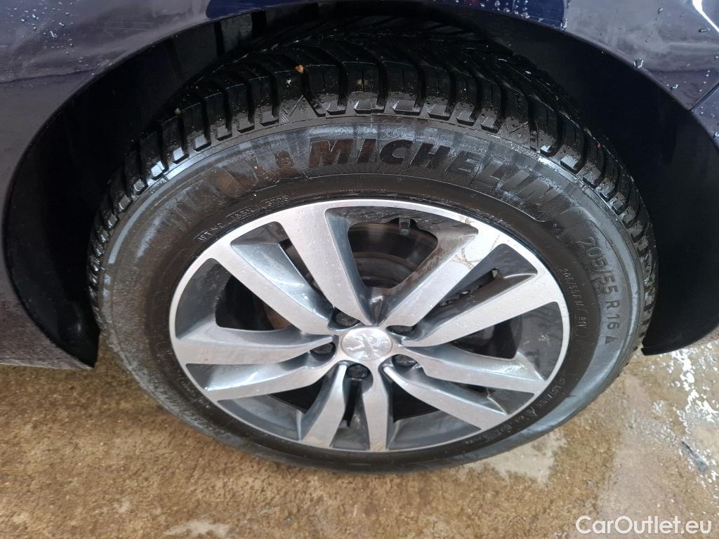  Peugeot  308  Allure Business 1.2 PureTech 130CV BVA8 E6d #3
