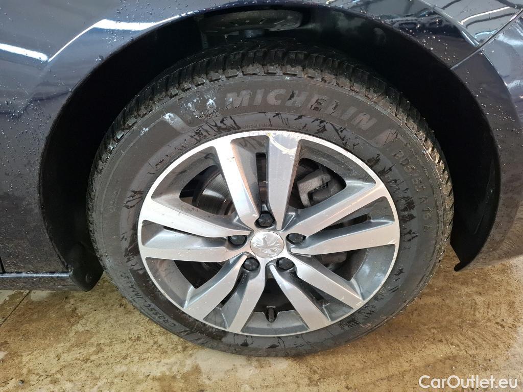  Peugeot  308  Allure Business 1.2 PureTech 130CV BVA8 E6d #12