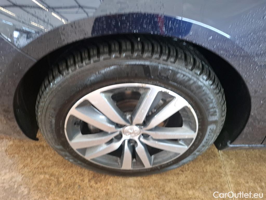  Peugeot  308  Allure Business 1.2 PureTech 130CV BVA8 E6d #34