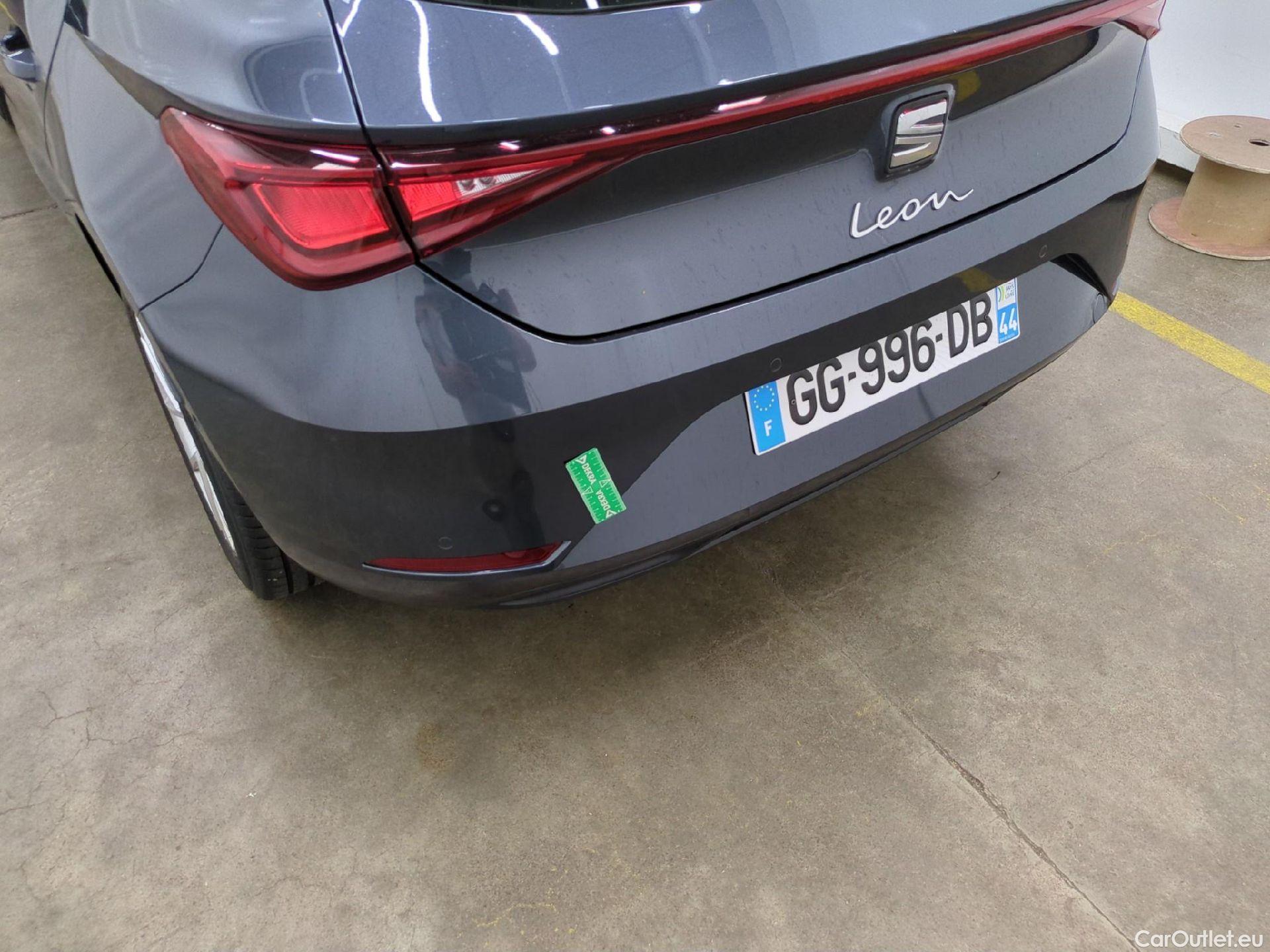  Seat  Leon SEAT  / 2020 / 5P / Berline 1.0 eTSI 110 DSG S&S Style Business #28