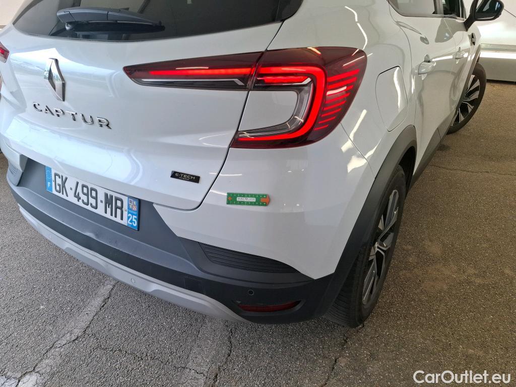  Renault  Captur  II Evolution 1.6 E-TECH Hybrid 145CV BVA6 E6d #19