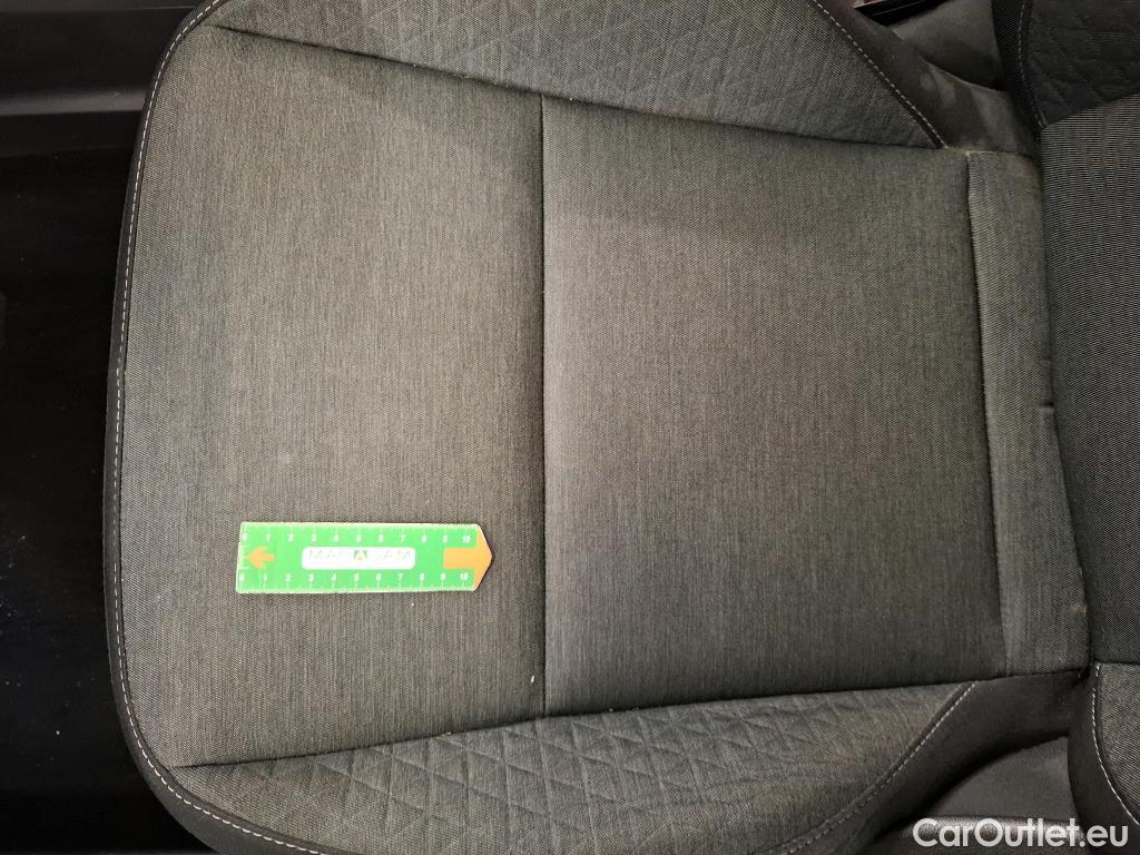  Renault  Captur  II Evolution 1.6 E-TECH Hybrid 145CV BVA6 E6d #15