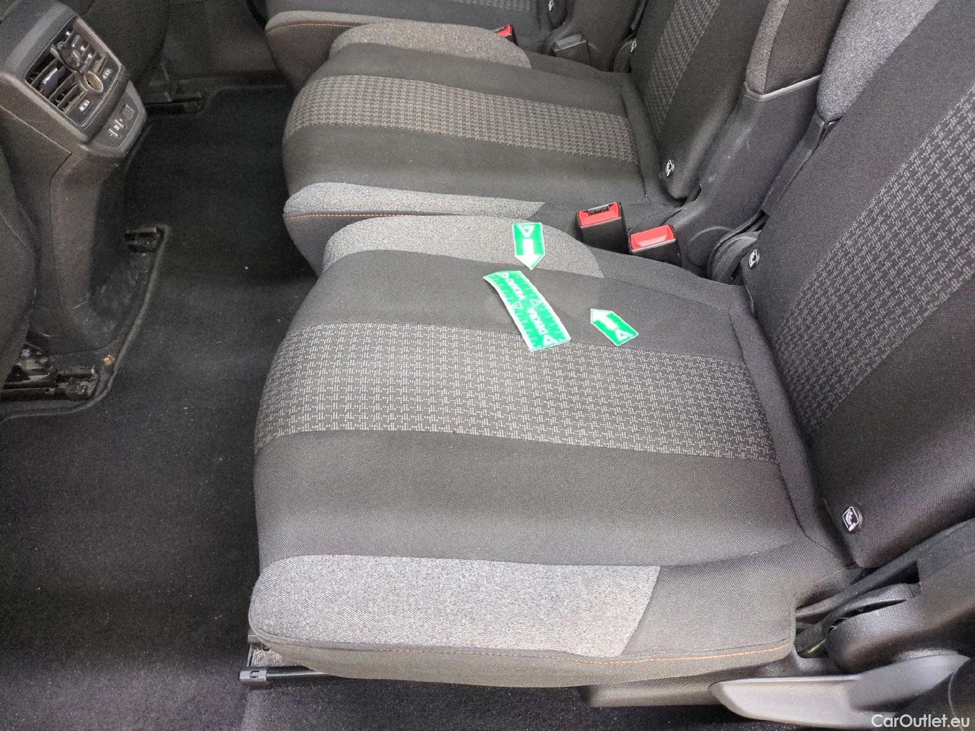 Peugeot  5008  Active Pack 1.5 HDi 130CV BVA8 7 Sieges E6d #34