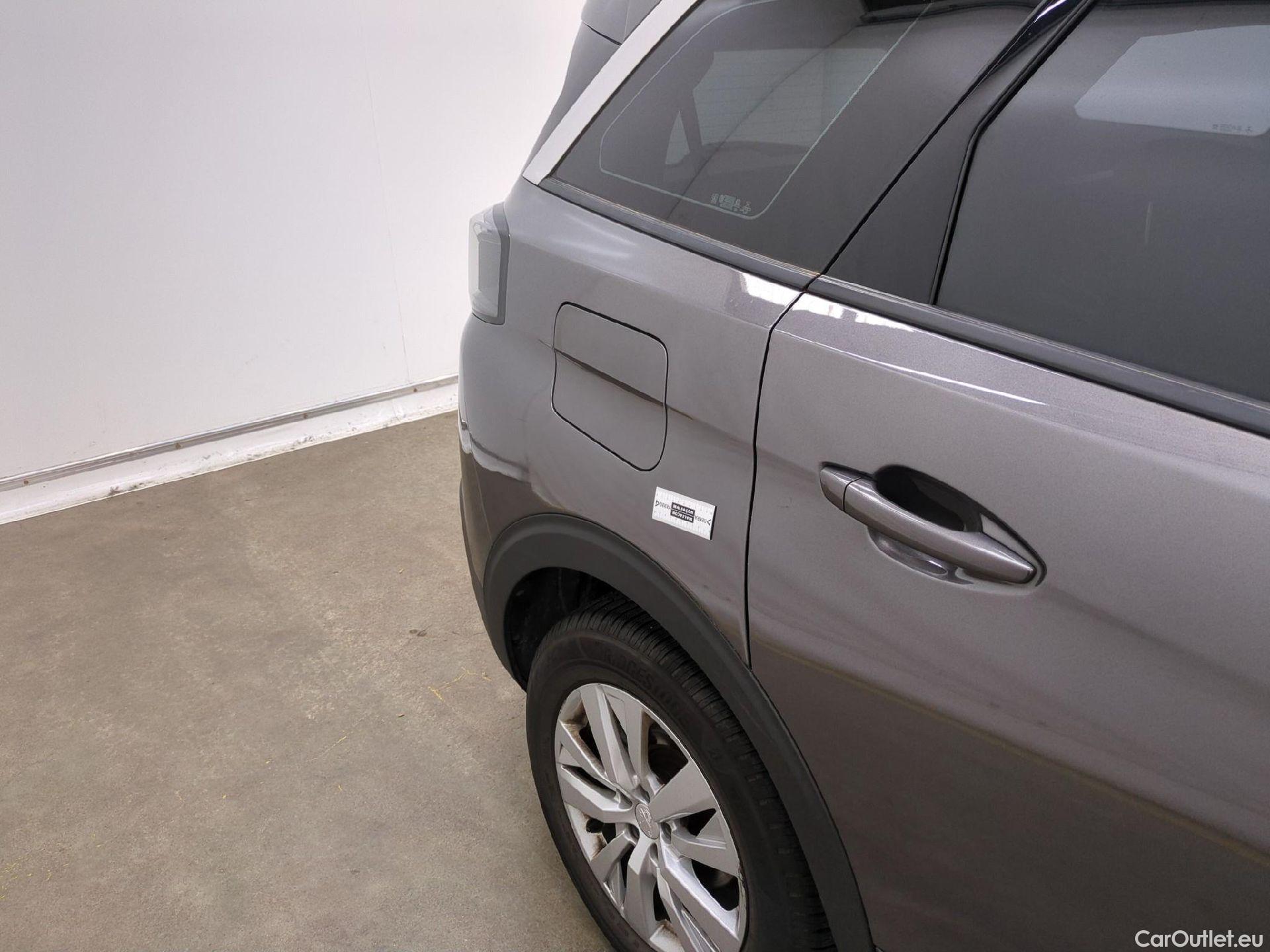  Peugeot  5008  Active Pack 1.5 HDi 130CV BVA8 7 Sieges E6d #30