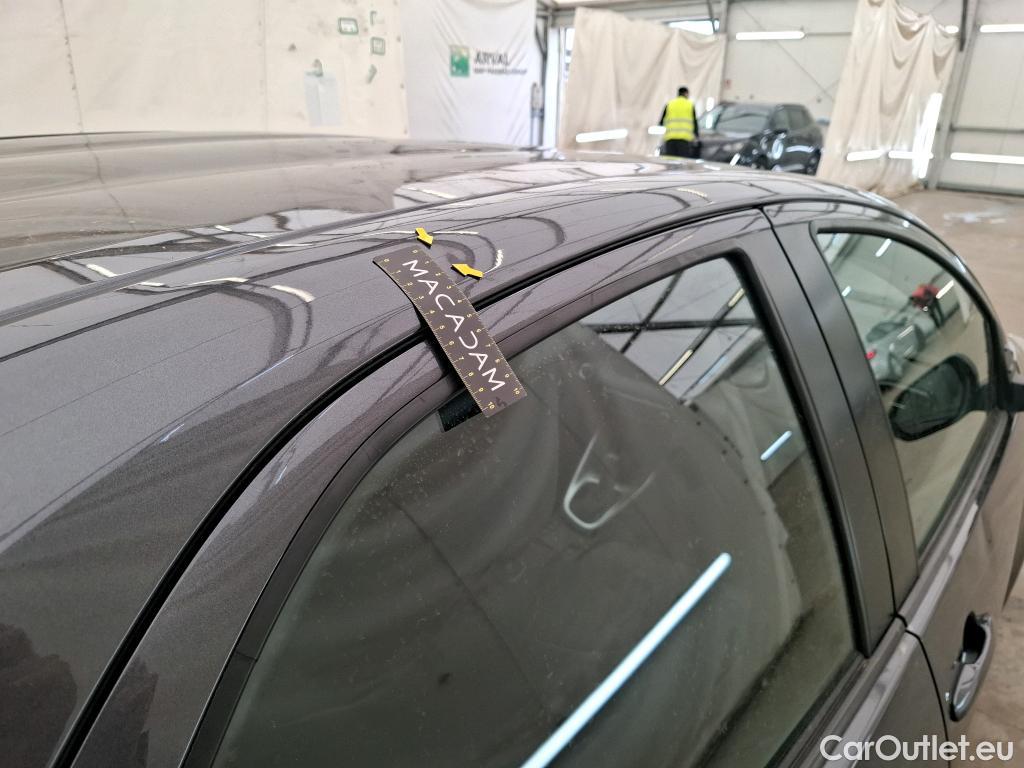  Toyota  Yaris TOYOTA  Hybride / 2019 / 5P / Berline Hybride 116h France Business Stage Acad #71