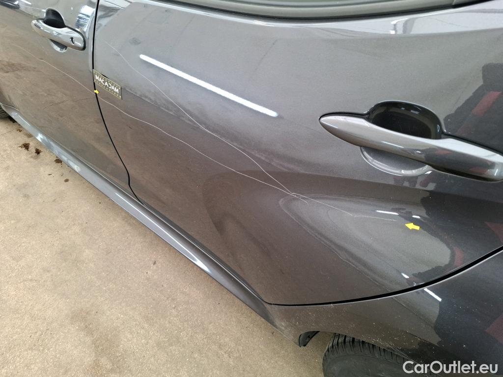  Toyota  Yaris TOYOTA  Hybride / 2019 / 5P / Berline Hybride 116h France Business Stage Acad #31