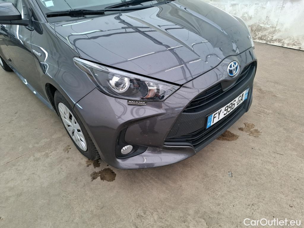 Toyota  Yaris TOYOTA  Hybride / 2019 / 5P / Berline Hybride 116h France Business Stage Acad #61