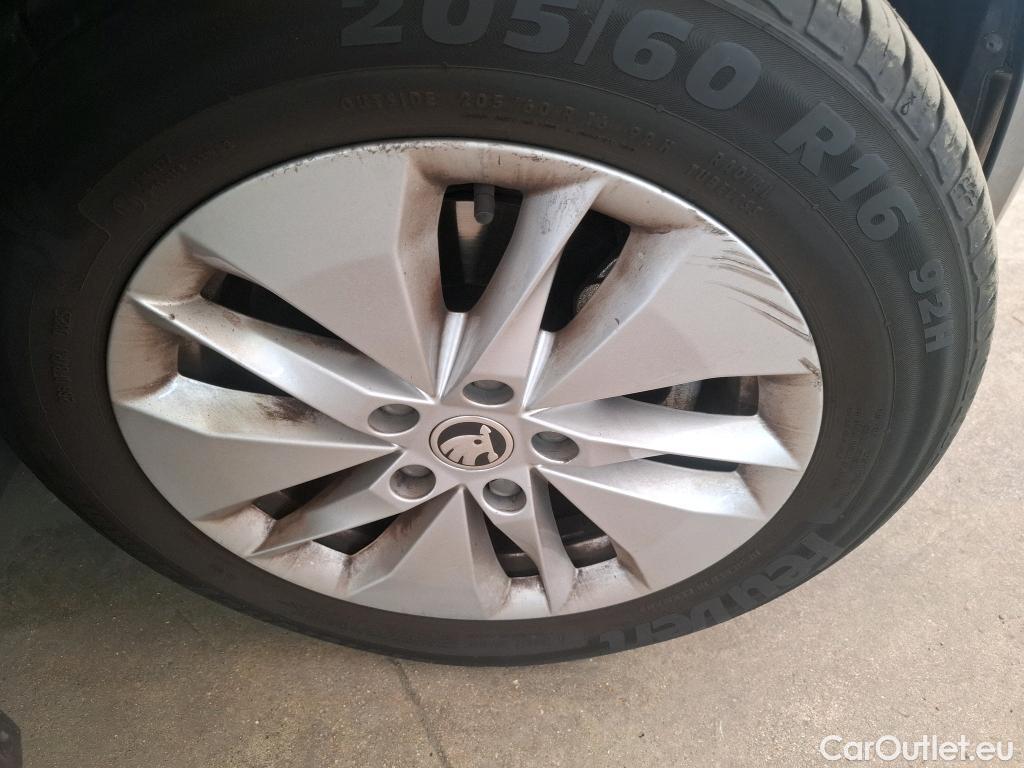  Skoda  Octavia  Break Ambition 2.0 TDI 150CV BVA7 E6d #35