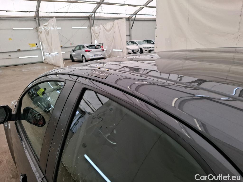  Toyota  Yaris TOYOTA  Hybride / 2019 / 5P / Berline Hybride 116h France Business Stage Acad #39