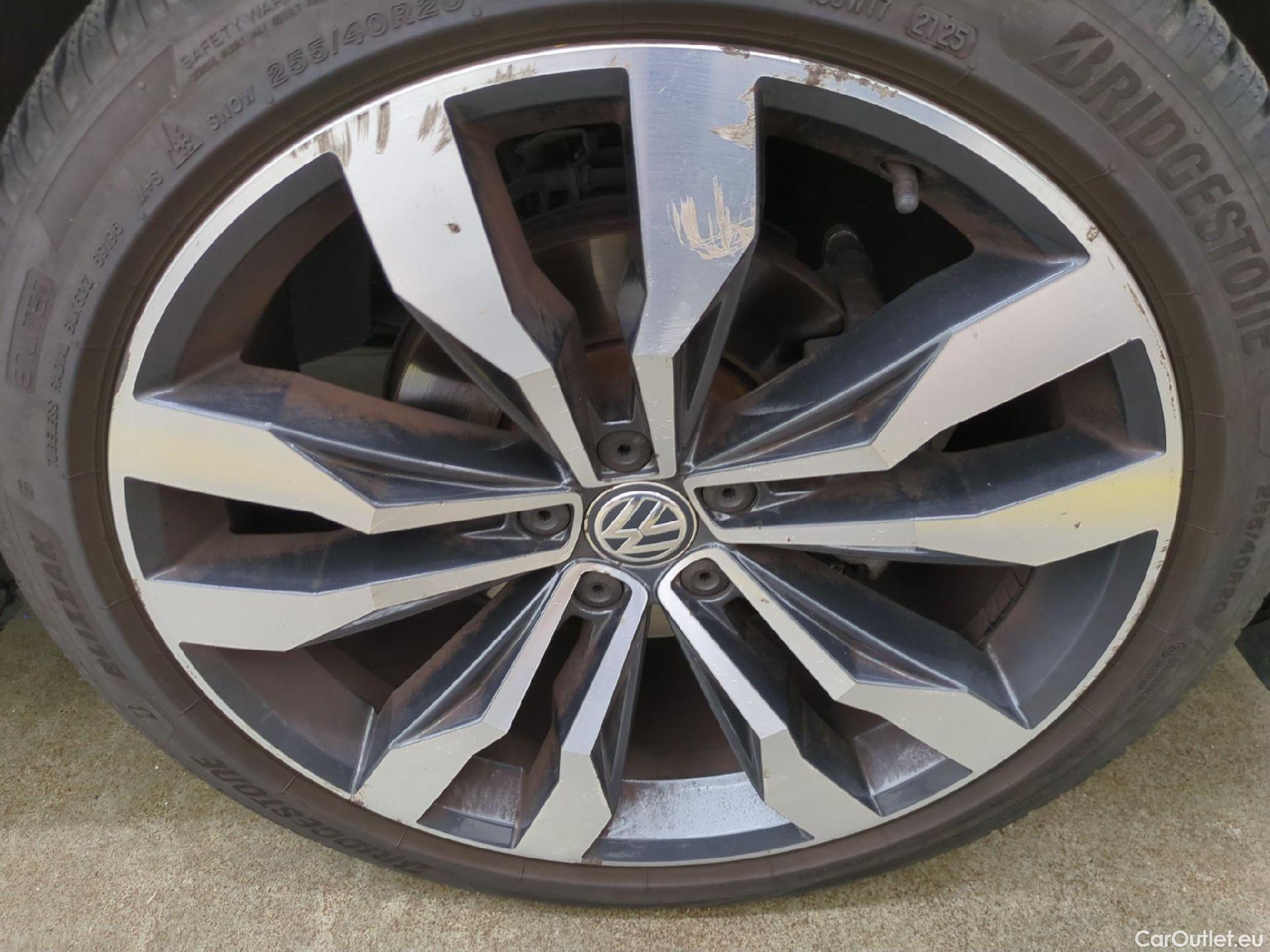  Volkswagen  Tiguan VOLKSWAGEN  5p SUV 2.0 TDI 150 DSG7 Carat Exclusive #17