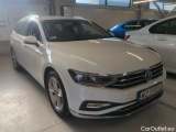  Volkswagen  Passat Volkswagen  Variant 2.0 TDI SCR 4MOTION 200 KM DSG Elegance 5d #9