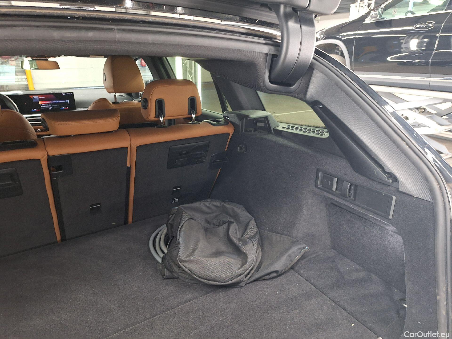  Bmw  Serie 3 BMW, 3-serie T FL'22 PHEV, BMW 3 Reeks Touring 330e (215 kW) 5d #4