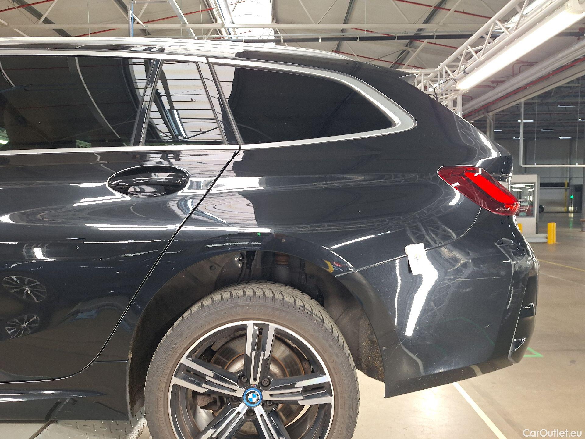  Bmw  Serie 3 BMW, 3-serie T FL'22 PHEV, BMW 3 Reeks Touring 330e (215 kW) 5d #9