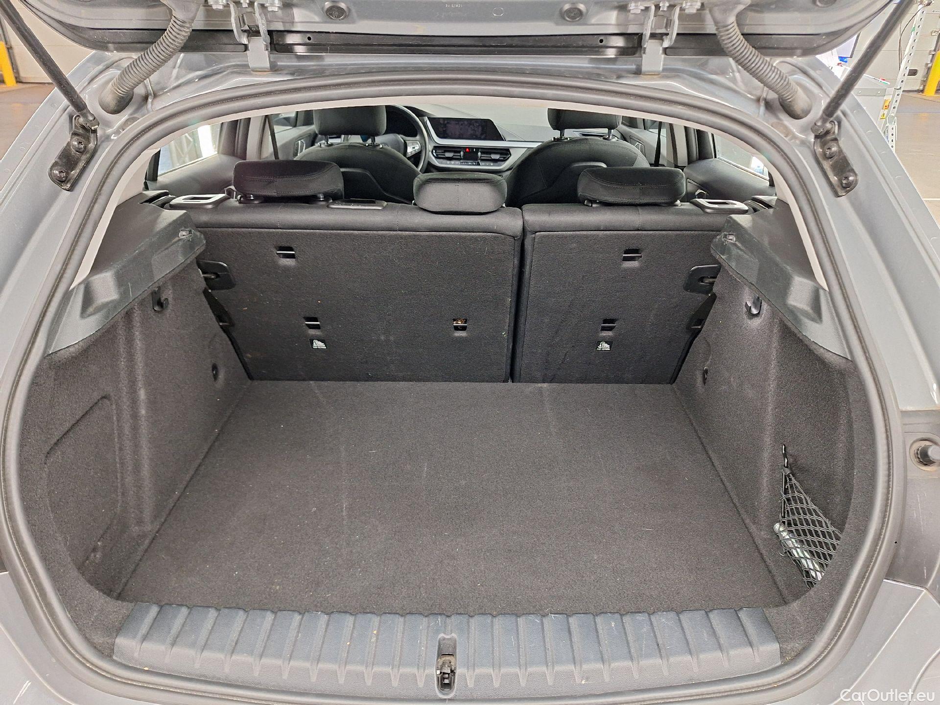  Bmw  Serie 1 BMW, 1-serie '19, BMW 1 Reeks Hatch 116d (85 kW) 5d #48