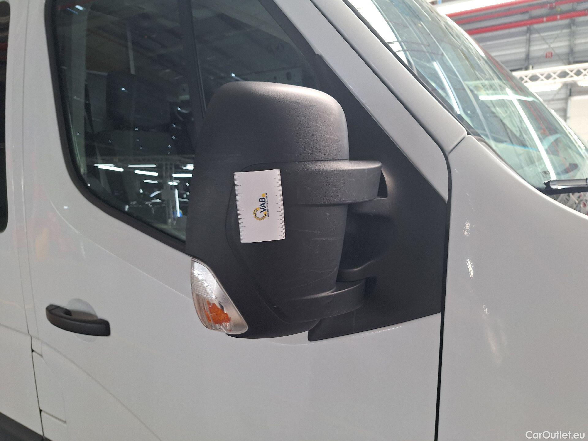  Renault  Megane Renault, _Master '19, Renault Master L2H2 Blue dCi 135 - 3.5 DC Grand Co #33