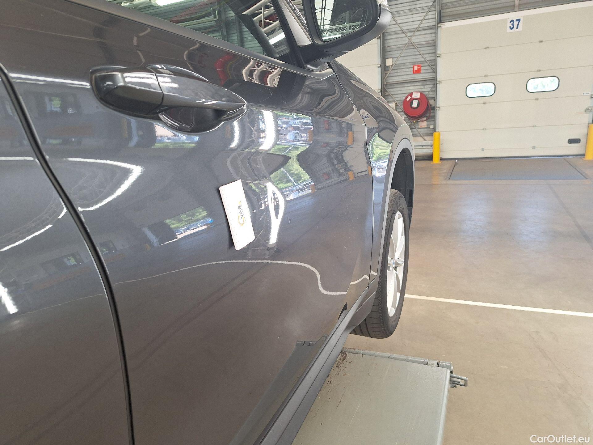  Bmw  X1 BMW,  FL'19, BMW  sDrive18i (100 kW) 5d #14