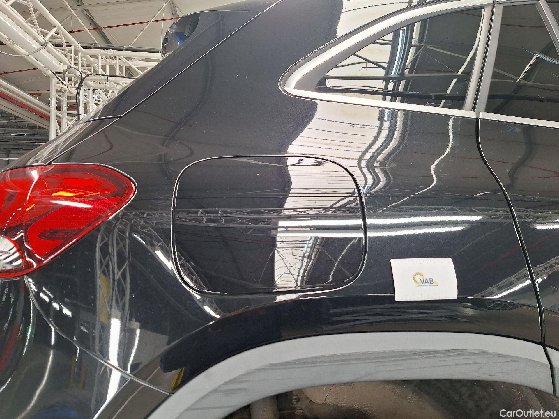  Mercedes  GLA Mercedes,  '20, Mercedes-Benz   250e Business Solution 5d #31