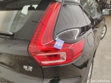 Volvo  XC 40 Volvo XC40 B3 Core DCT 5d #52