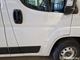  Peugeot  Boxer PEUGEOT  / 2023 / 4P / FURGONE 2.2 BLUEHDI 120 SeS 330 L2H2 #31