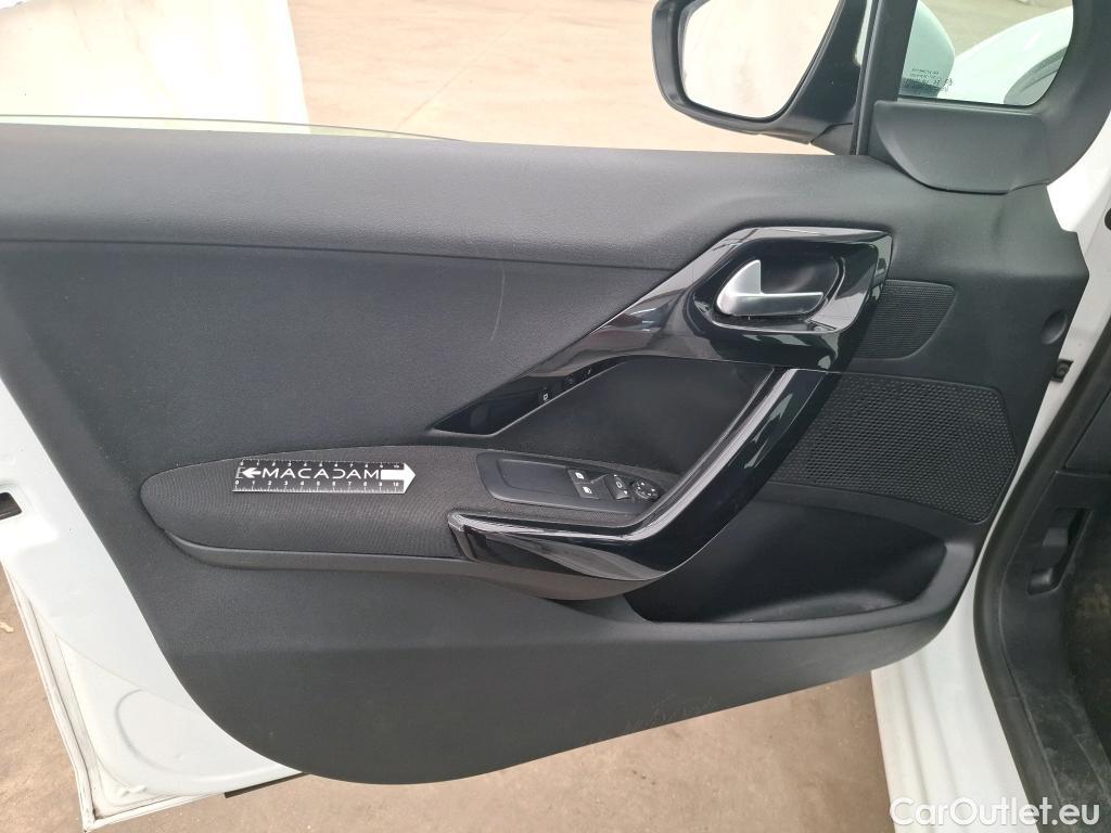  Peugeot  208  Affaire Premium Pack 1.5 HDi 100CV BVM5 E6dT #55