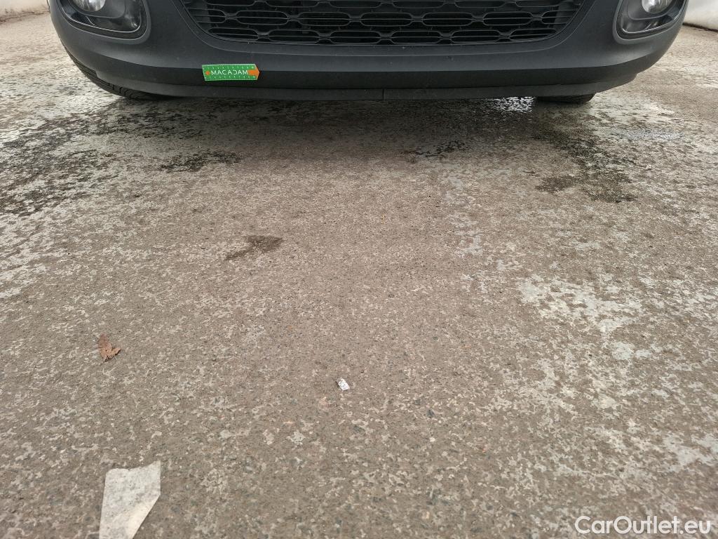  Citroen  C3  Société Feel 1.5 BlueHDI 100CV BVM6 E6d #19