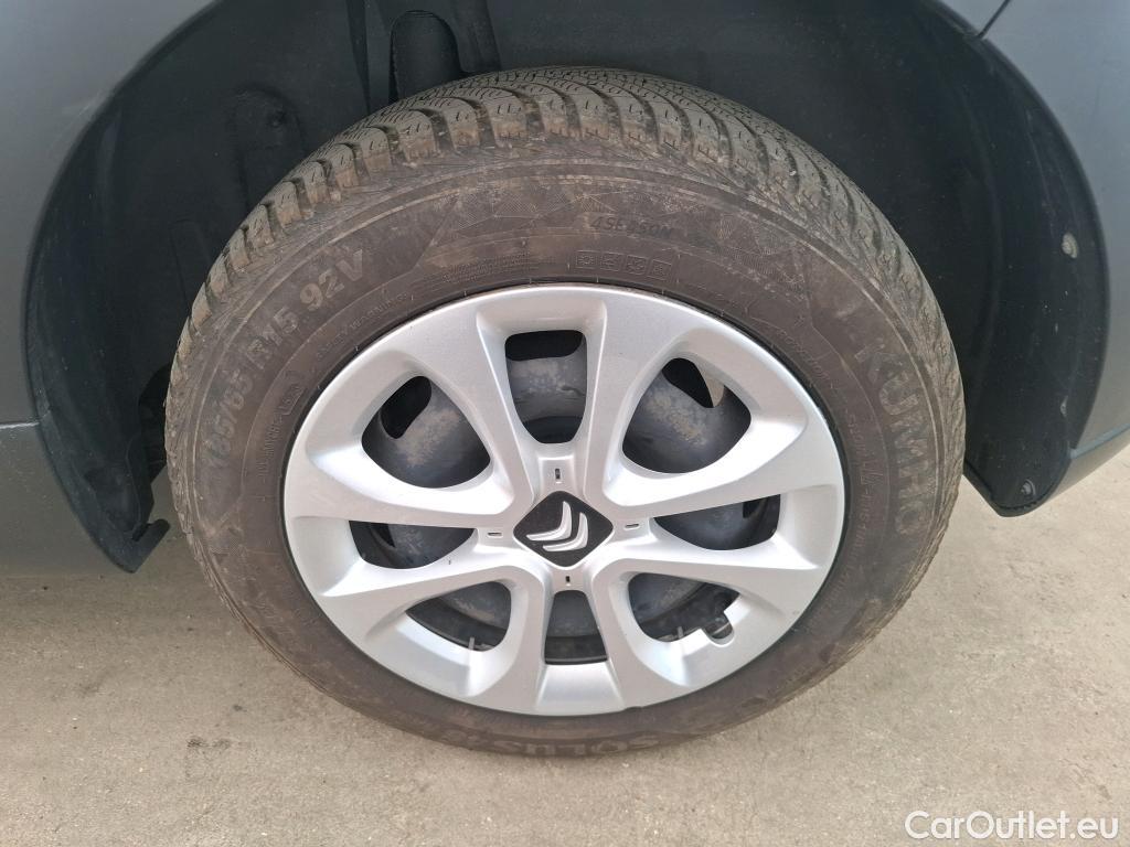  Citroen  C3  Société Feel Nav 1.2 PureTech 80CV BVM5 E6d #19