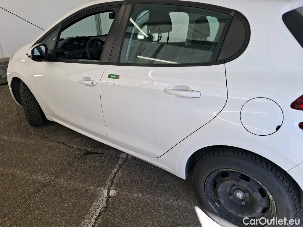  Peugeot  208  Affaire Premium Pack 1.2 80CV BVM5 E6dT #12