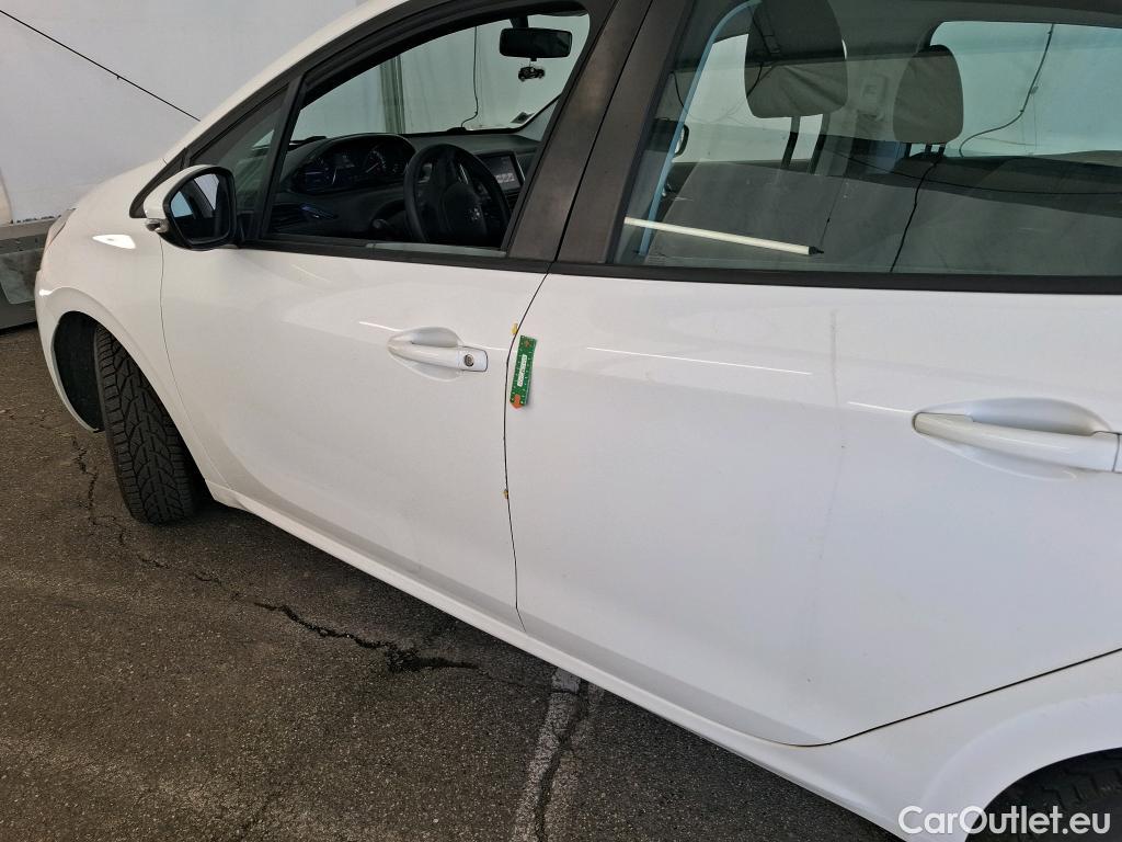  Peugeot  208  Affaire Premium Pack 1.2 80CV BVM5 E6dT #18