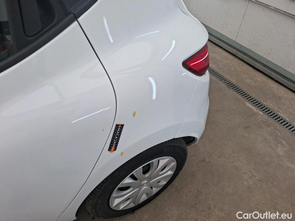  Renault  Clio  IV Air MediaNav 1.5 dCi 75CV BVM5 E6 #1