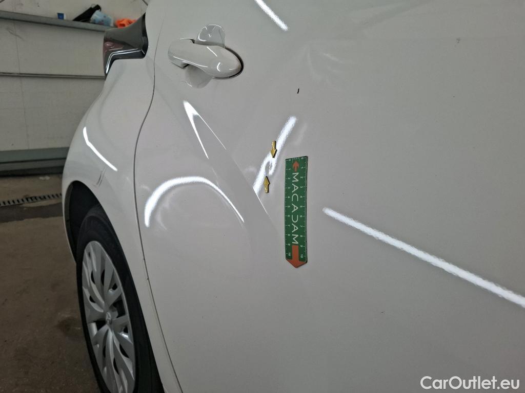  Toyota  Yaris TOYOTA  Hybride Affaires / 2019 / 5P / Berline 1.5 Hybride 116h Dynamic Business Affair #4